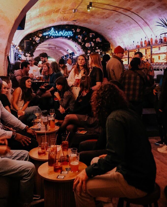 bar &agrave; cocktails bordeaux